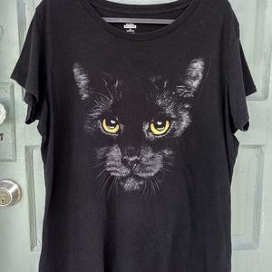 Black cat shirt